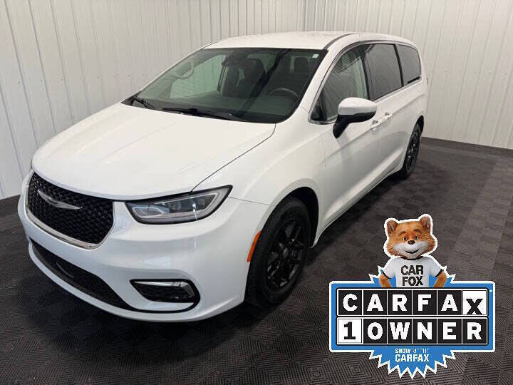 2023 CHRYSLER Pacifica