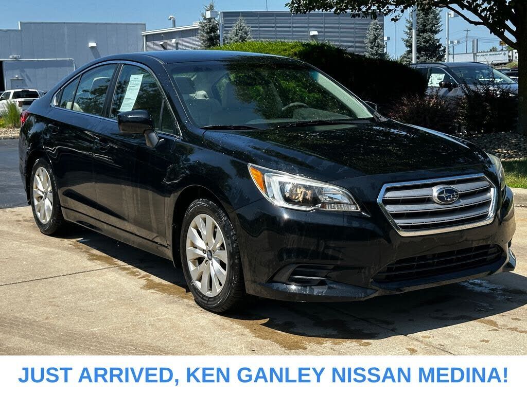 2016 SUBARU Legacy