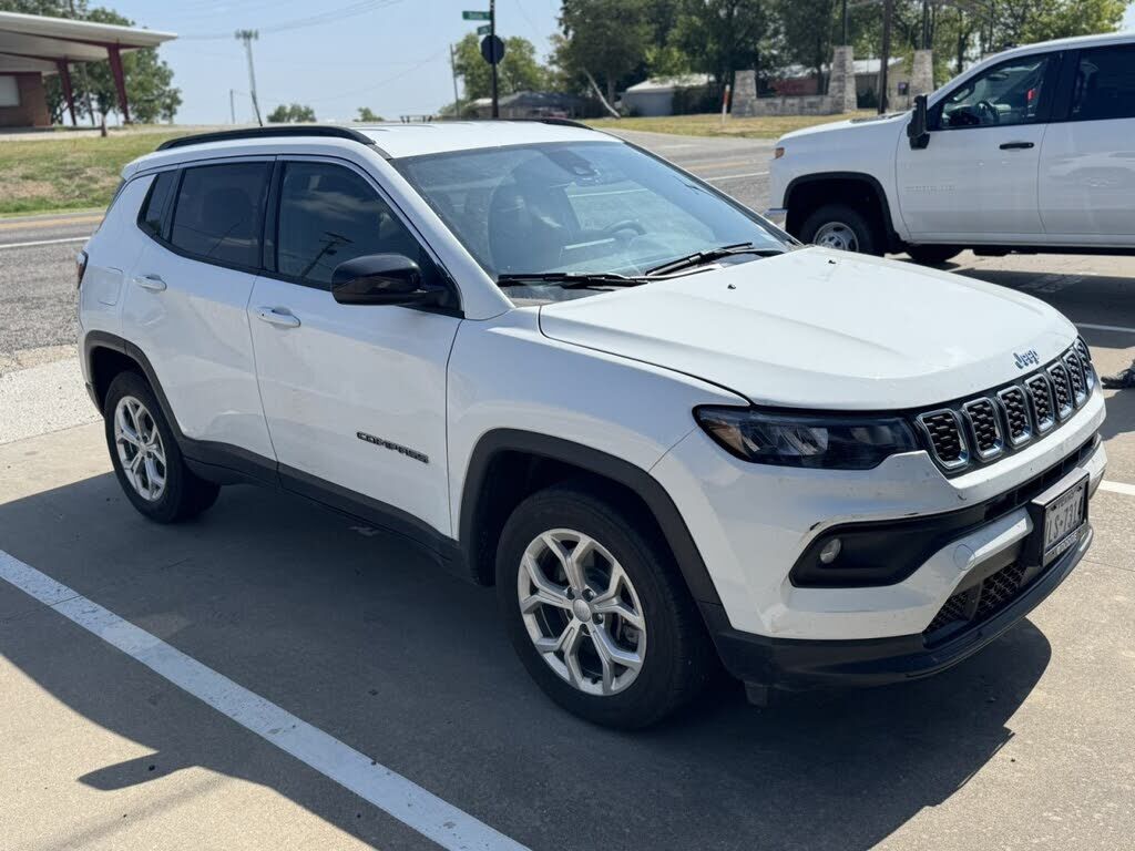 2024 JEEP Compass