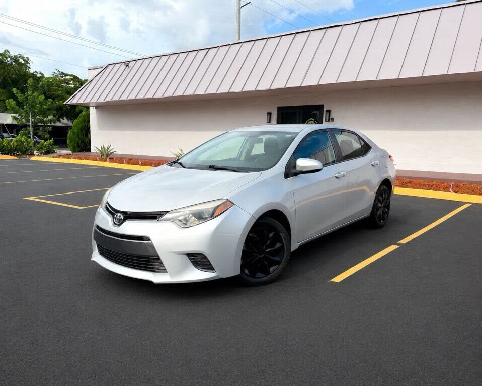 2015 TOYOTA Corolla