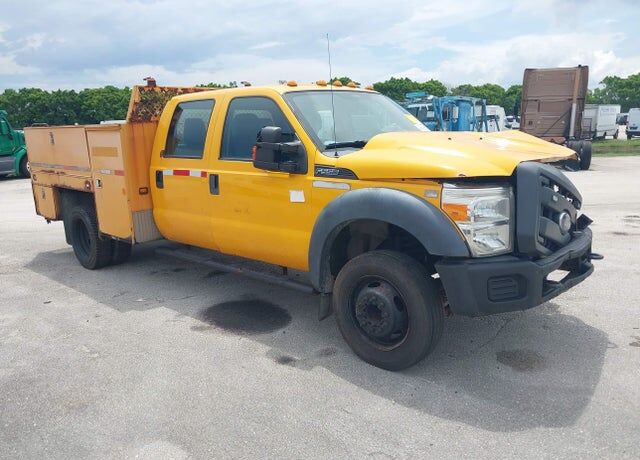 2013 FORD F-550