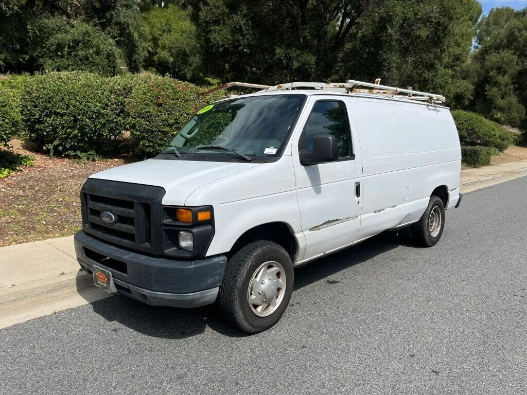 2010 FORD E-150