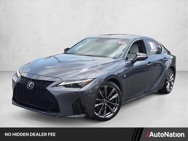 2022 LEXUS IS