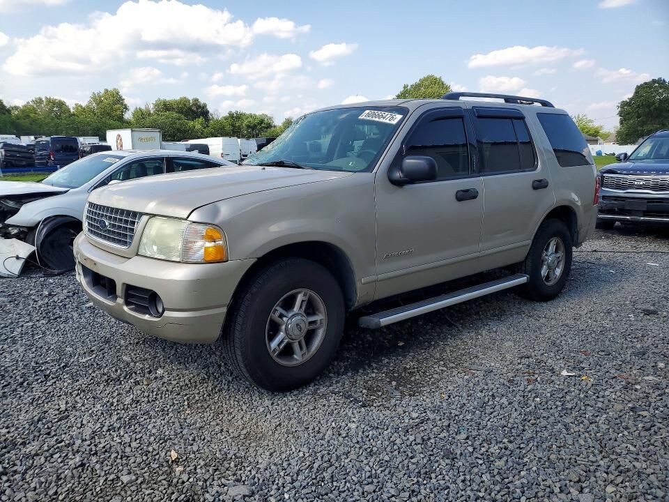 2004 FORD Explorer
