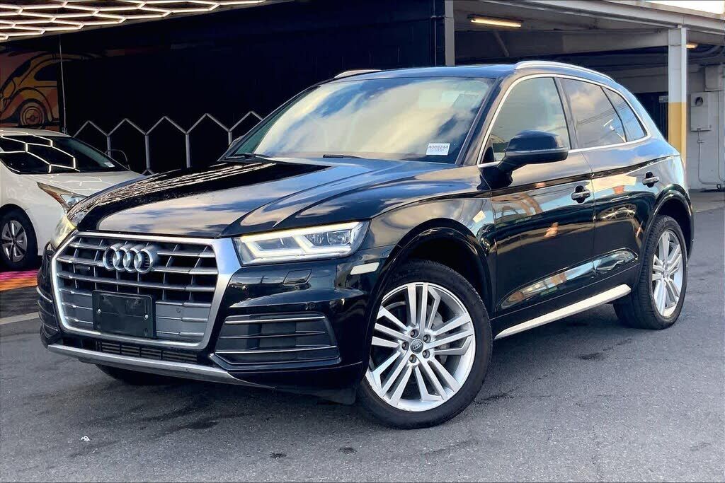 2018 AUDI Q5