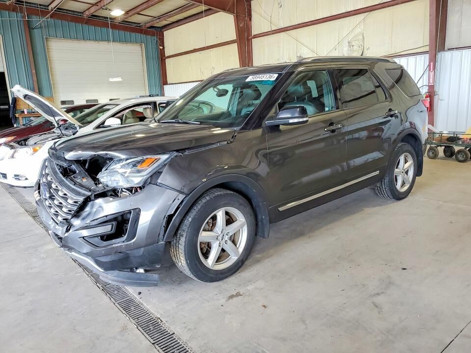 2017 FORD Explorer