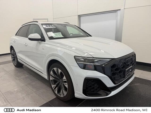 2026 AUDI Q8