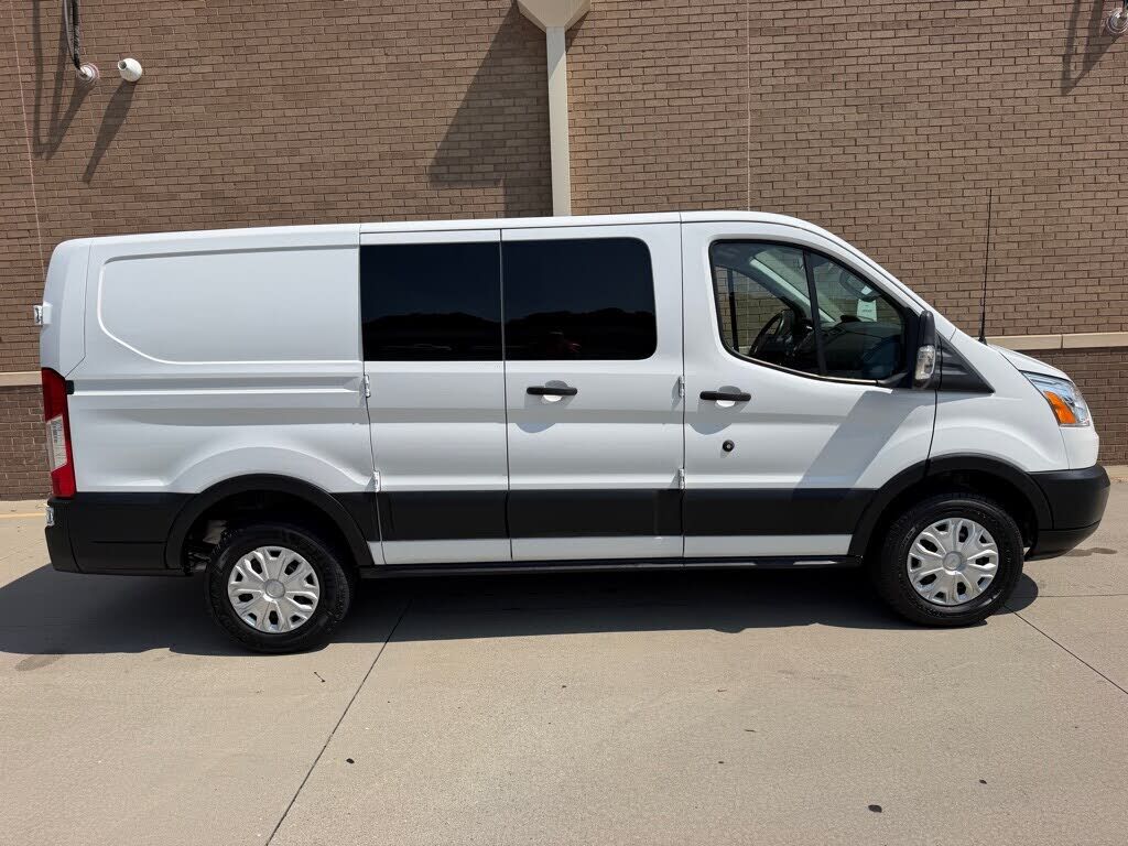 2019 FORD Transit