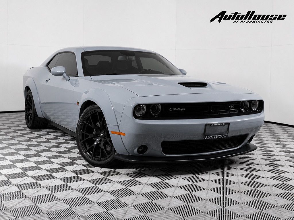 2020 DODGE Challenger