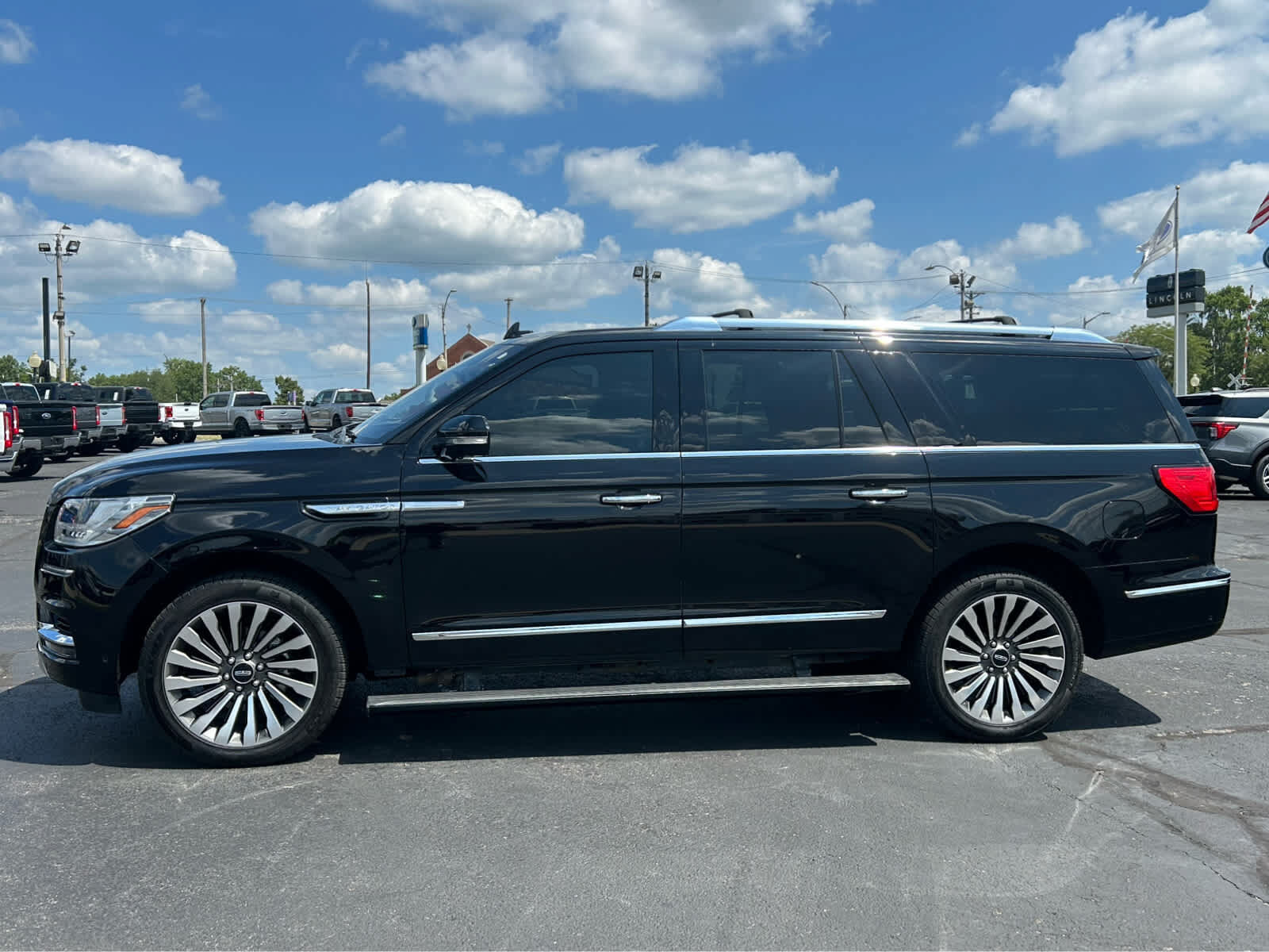 2019 LINCOLN Navigator L