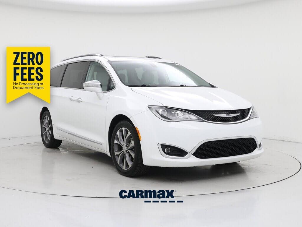 2017 CHRYSLER Pacifica