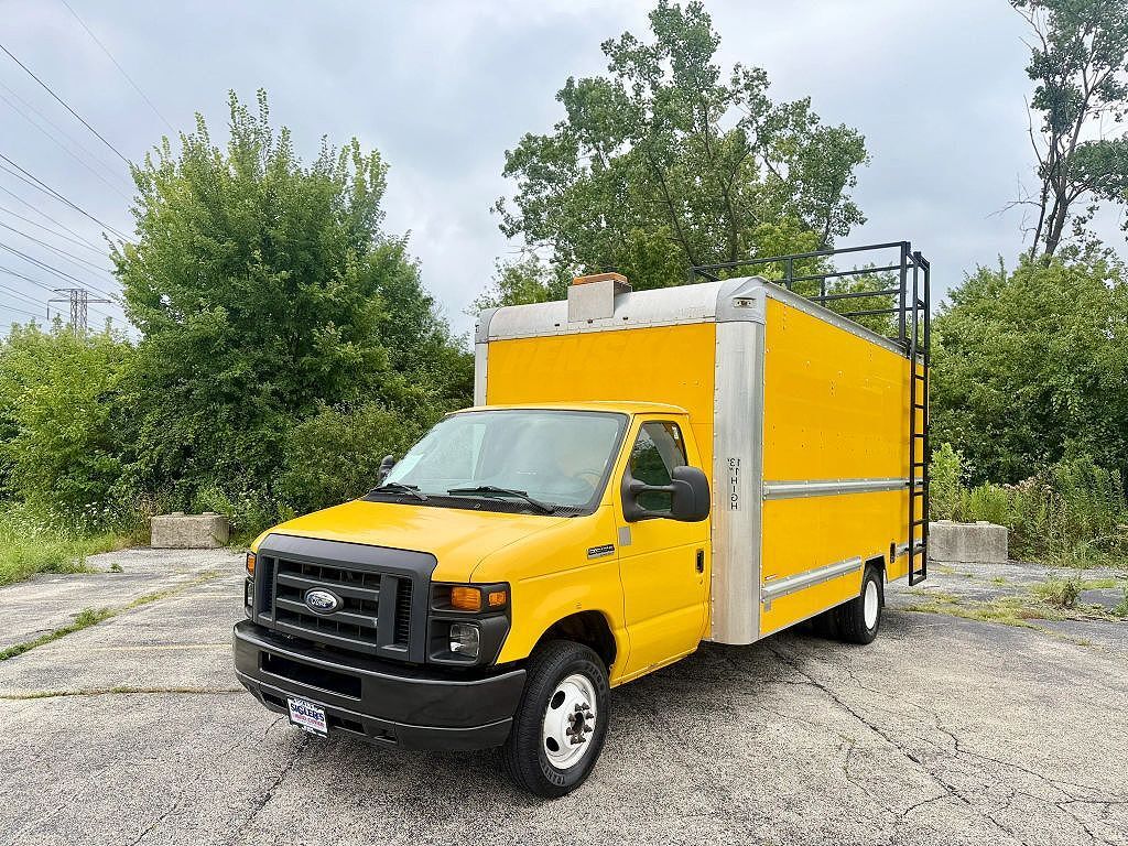 2014 FORD E-350