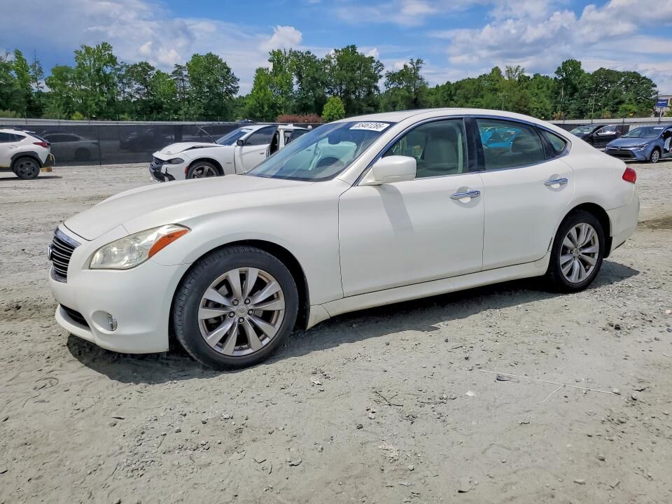 2011 INFINITI M37