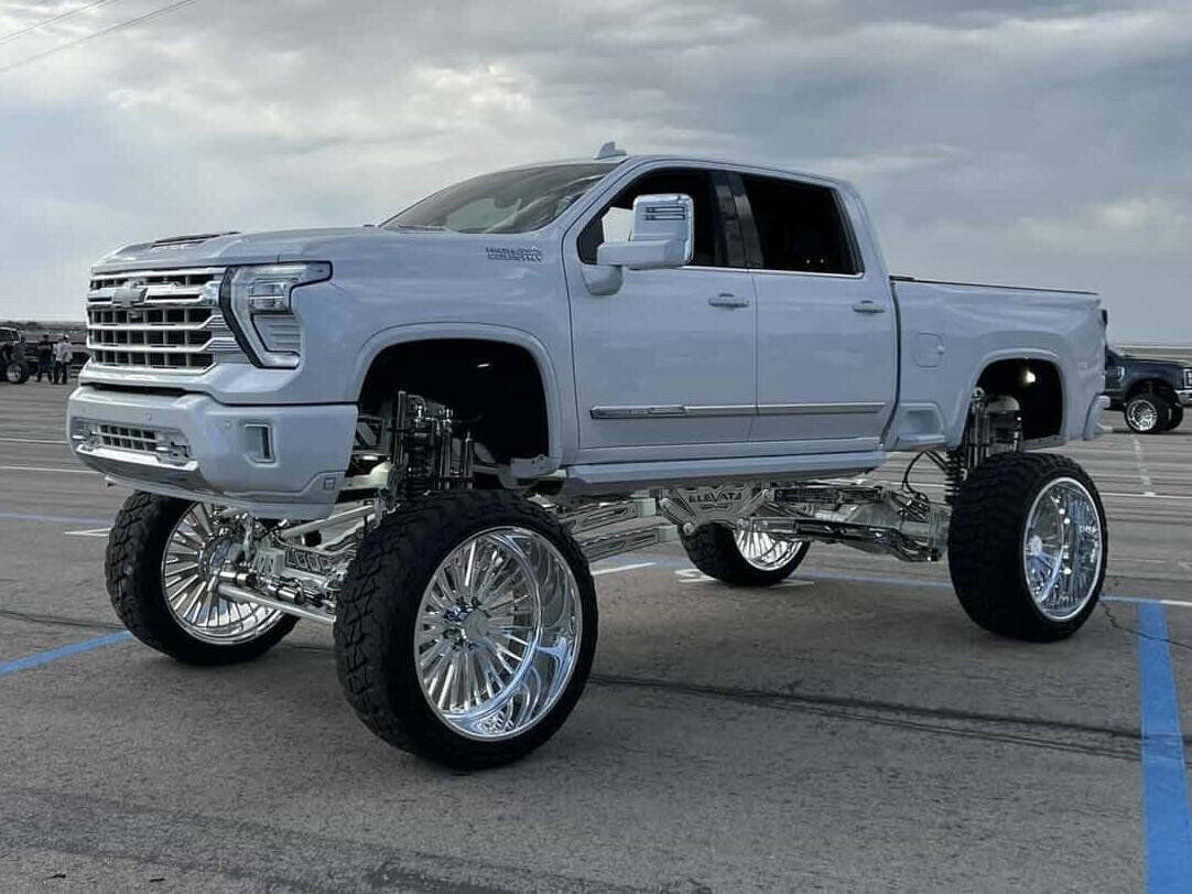 2024 CHEVROLET Silverado HD