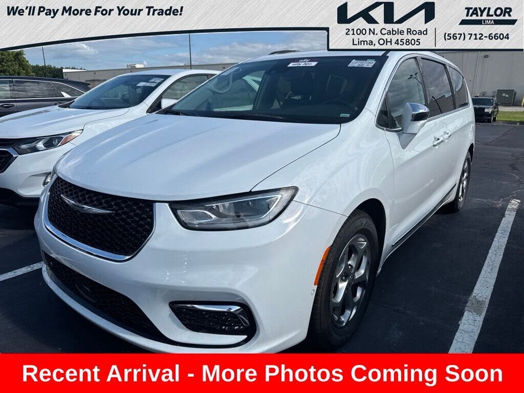 2022 CHRYSLER Pacifica