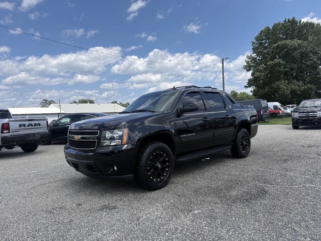 2013 CHEVROLET Avalanche