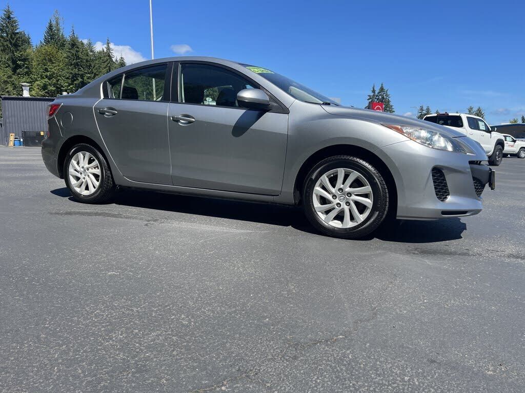 2012 MAZDA Mazda3