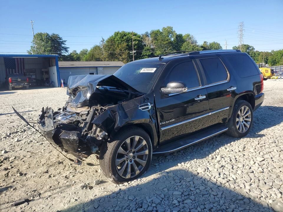 2010 CADILLAC Escalade