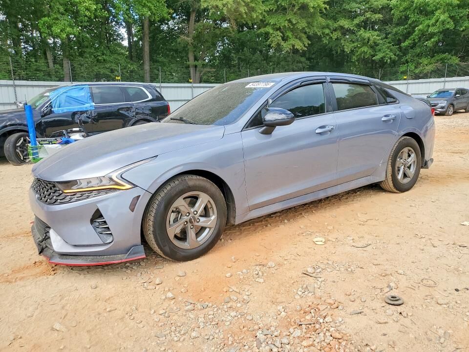2022 KIA K5
