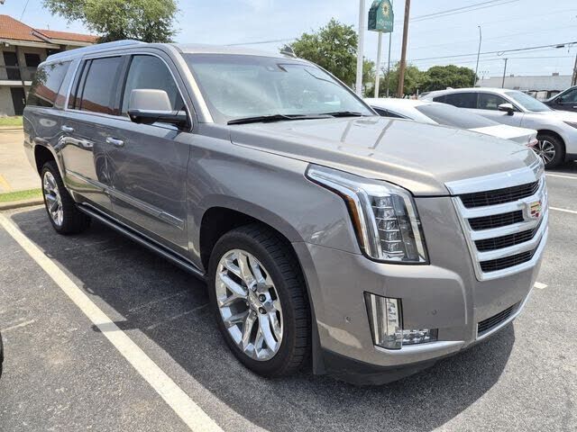 2018 CADILLAC Escalade ESV