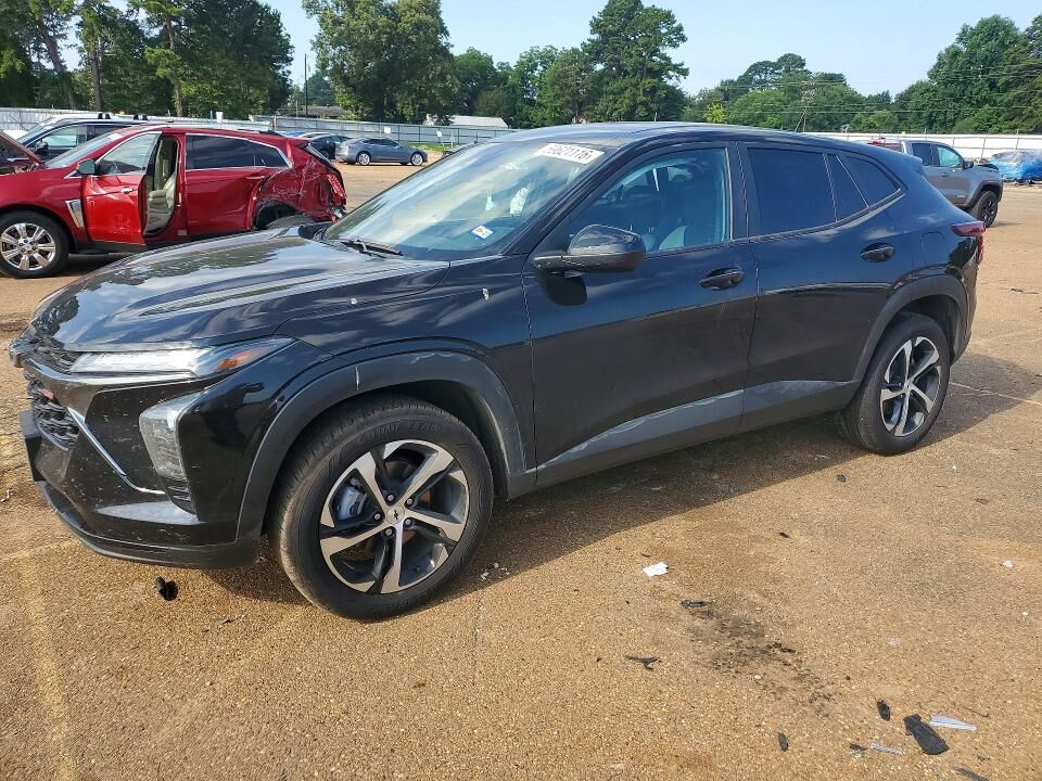 2025 CHEVROLET Trax