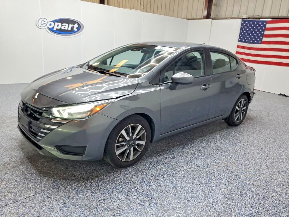 2025 NISSAN Versa
