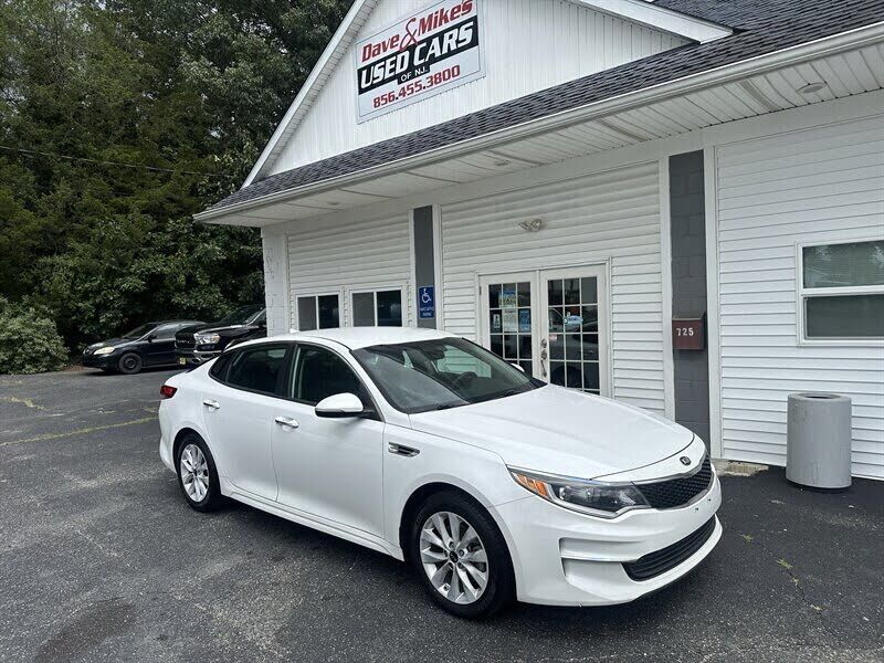 2017 KIA Optima