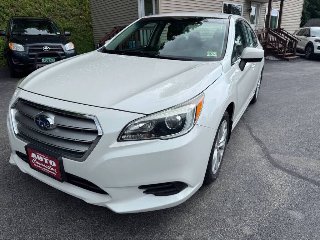 2016 SUBARU Legacy