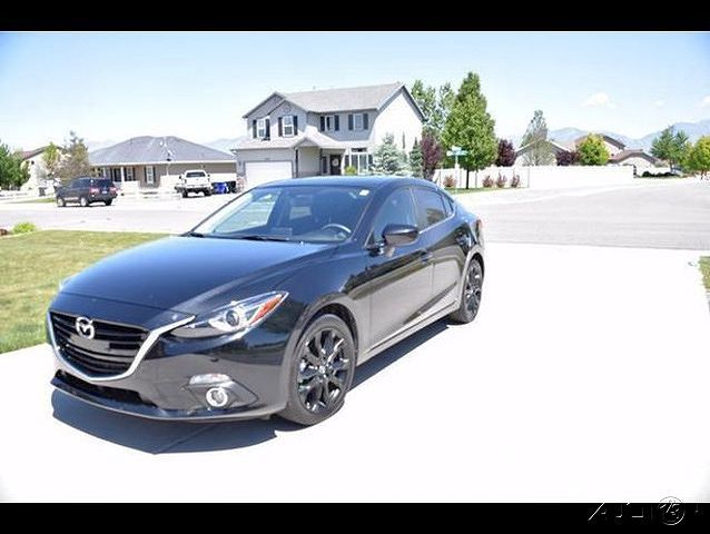 2015 MAZDA Mazda3