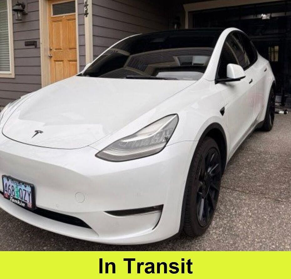 2022 TESLA Model Y