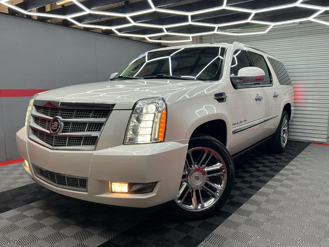 2013 CADILLAC Escalade