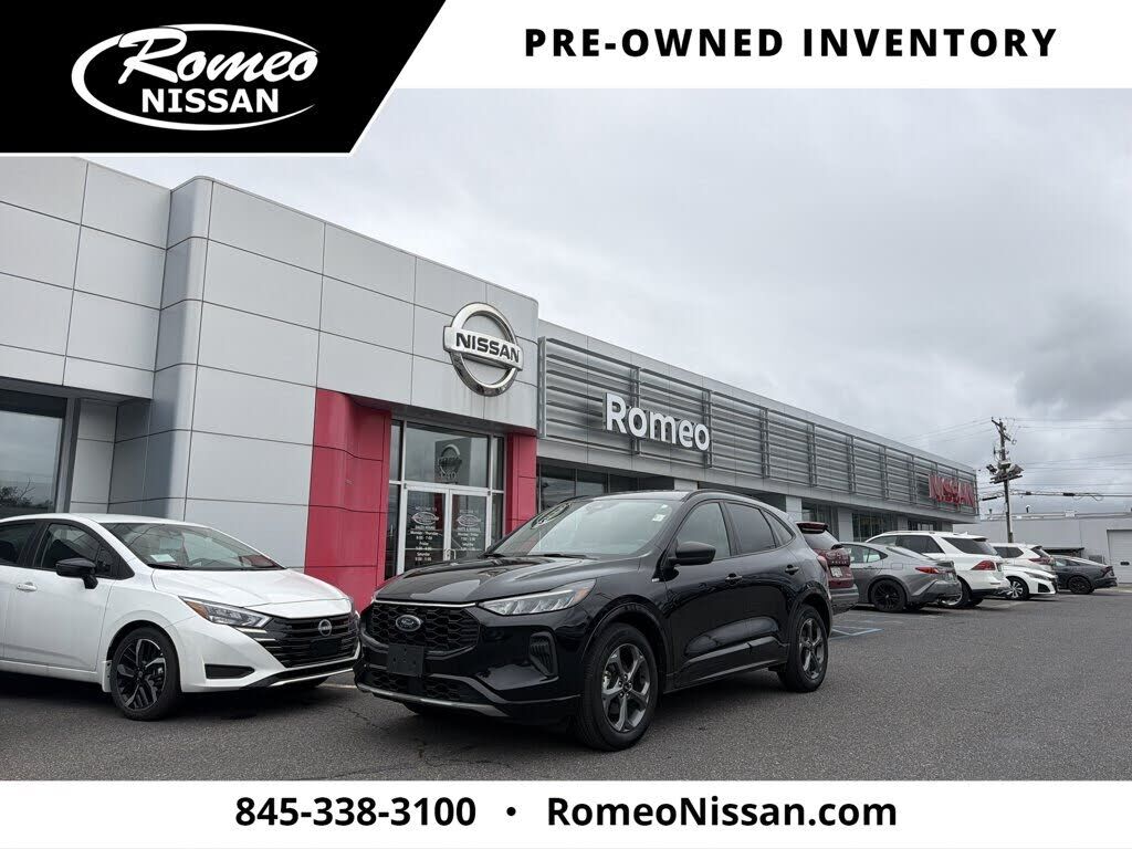 2023 FORD Escape