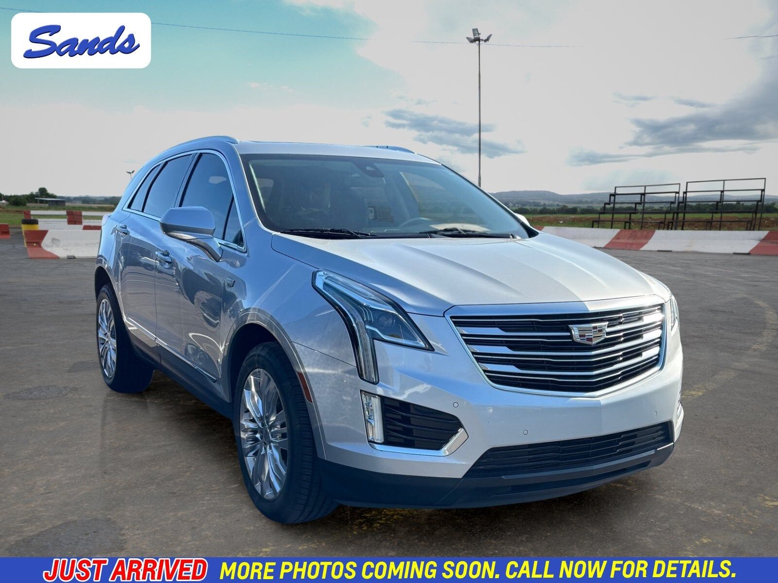2017 CADILLAC XT5