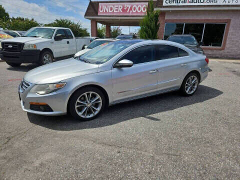 2010 VOLKSWAGEN Passat