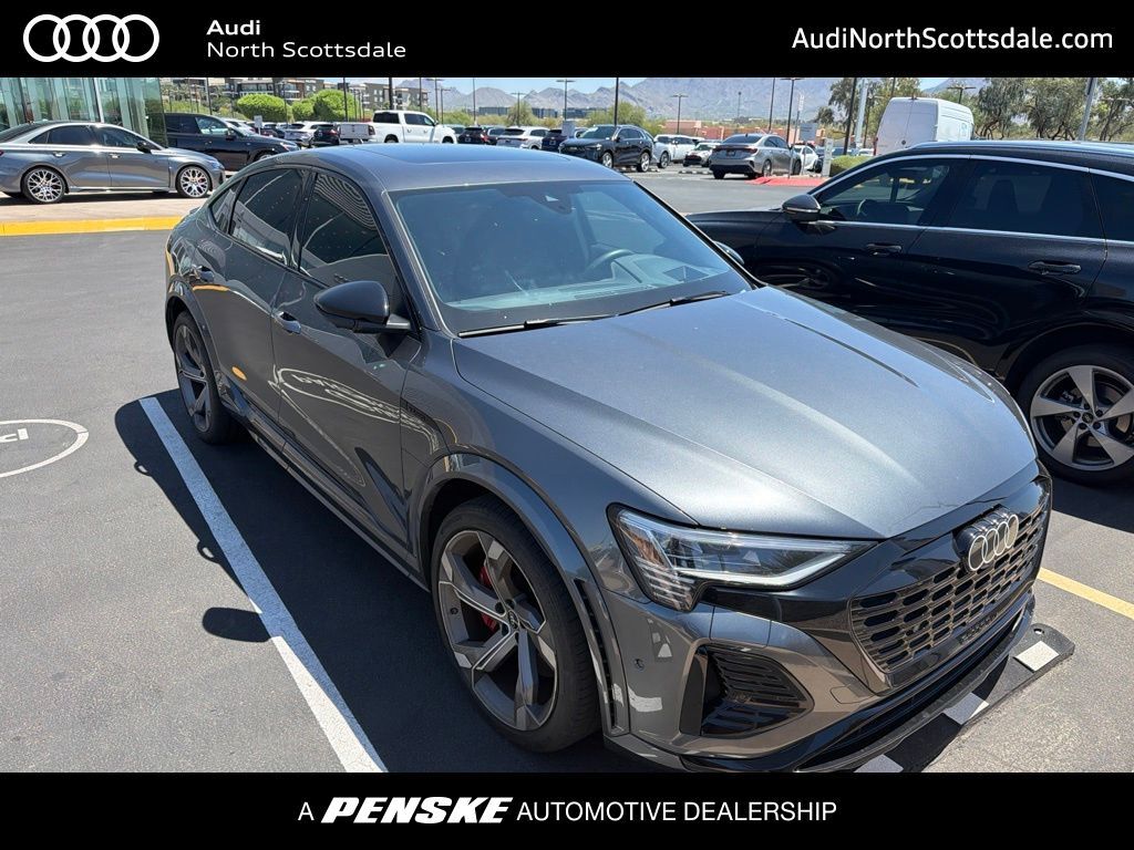 2024 AUDI SQ8