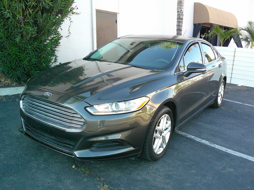 2016 FORD Fusion