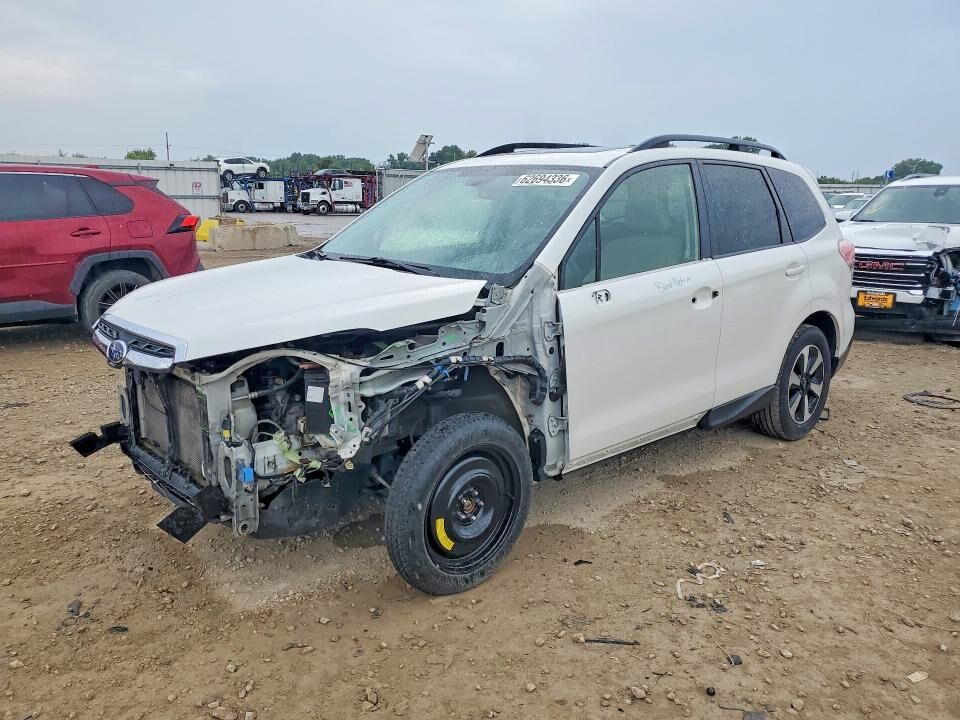 2017 SUBARU Forester