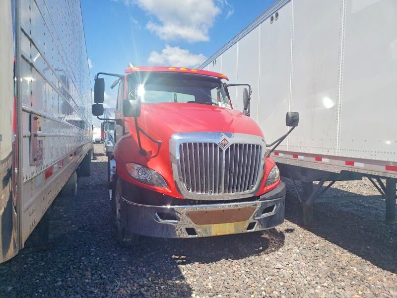 2015 INTERNATIONAL LF687