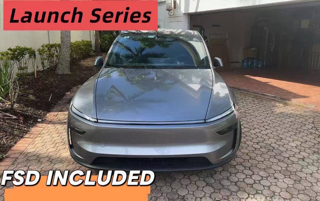 2026 TESLA Model Y