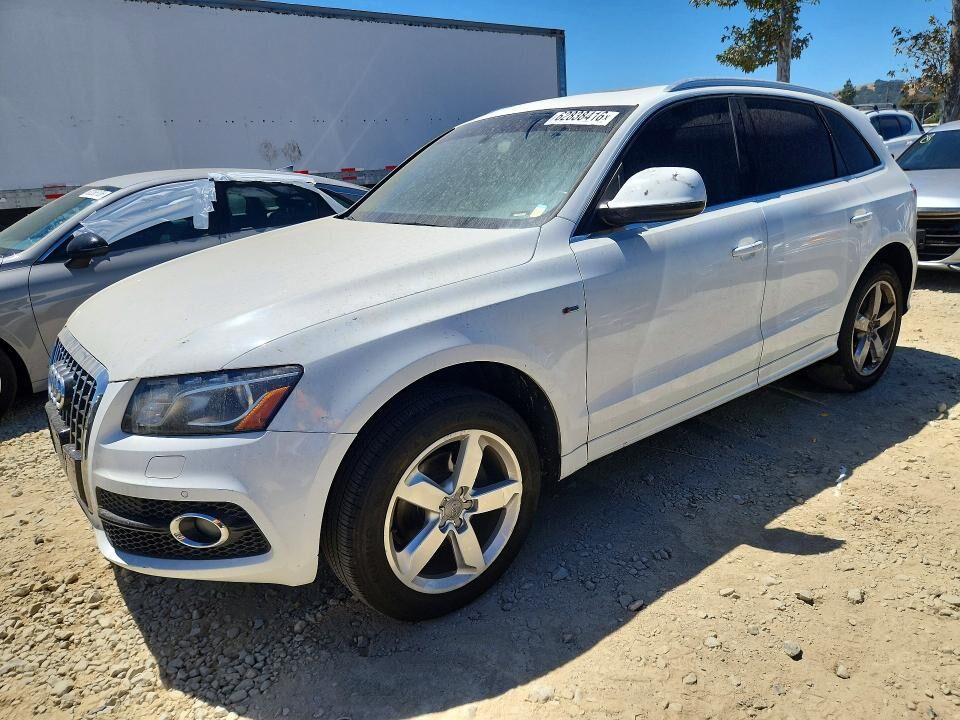 2011 AUDI Q5