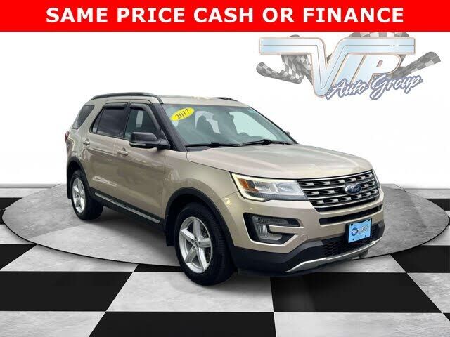 2017 FORD Explorer