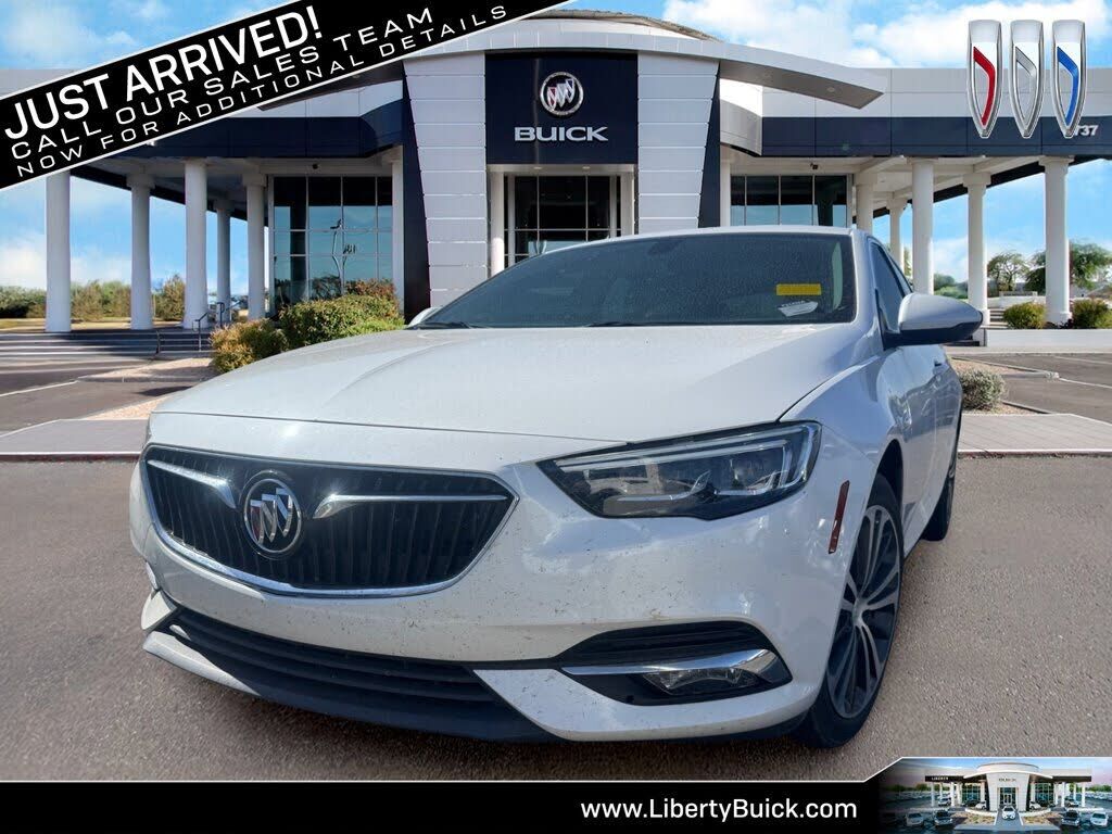 2018 BUICK Regal