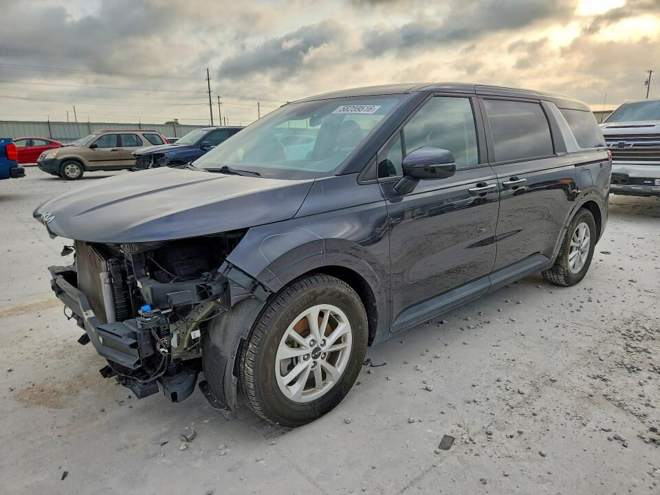 2023 KIA Carnival