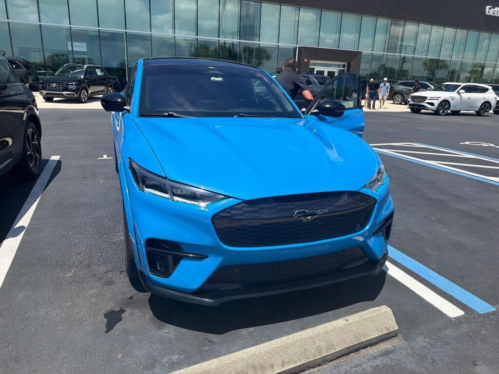 2021 FORD Mach-E