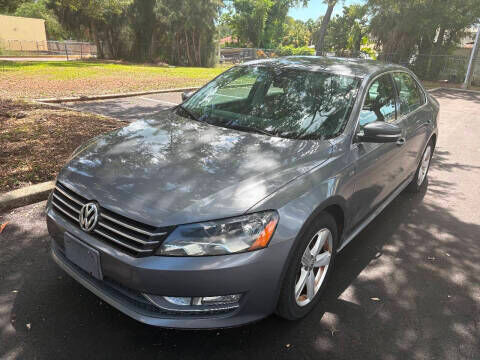 2015 VOLKSWAGEN Passat
