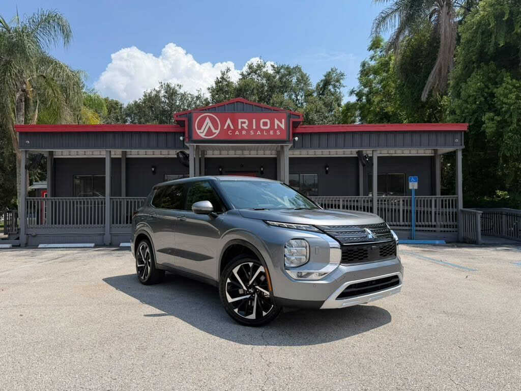 2024 MITSUBISHI Outlander