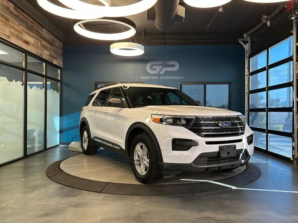 2020 FORD Explorer