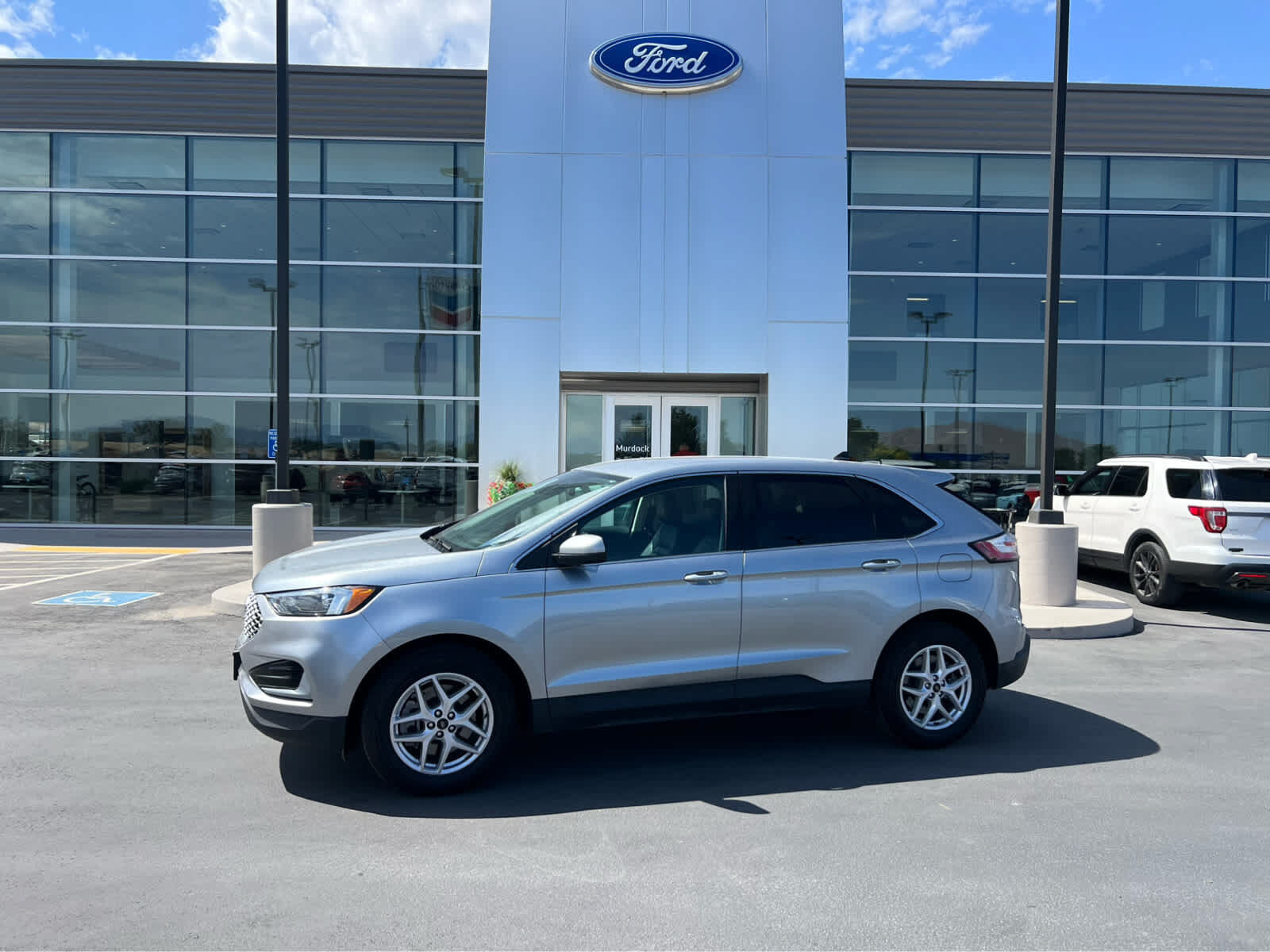 2024 FORD Edge