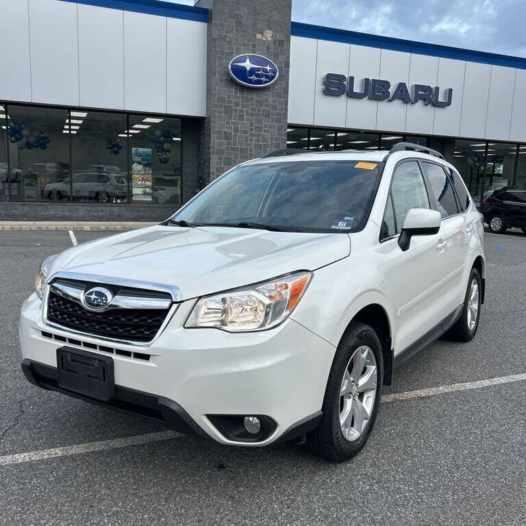 2016 SUBARU Forester