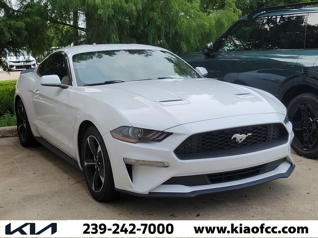 2020 FORD Mustang